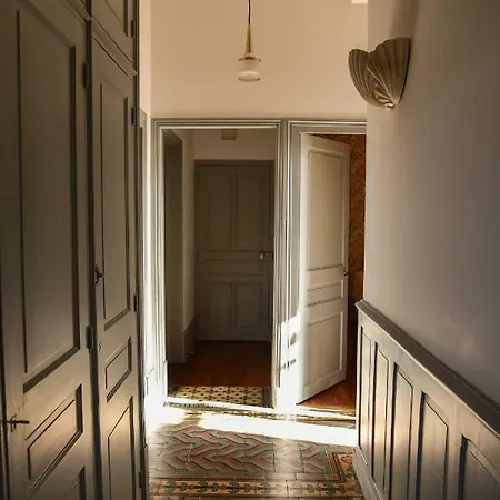 Holiday home Au Miracle Du Pain Dore *